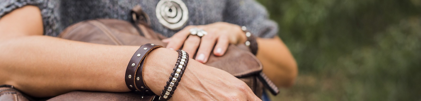 Xauen Original Woman | Women's leather bracelets, necklaces and bags